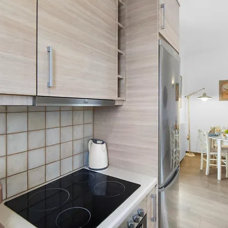 Panos Apartment Naousa *