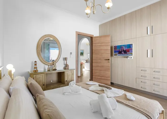 Panos Apartment Naousa